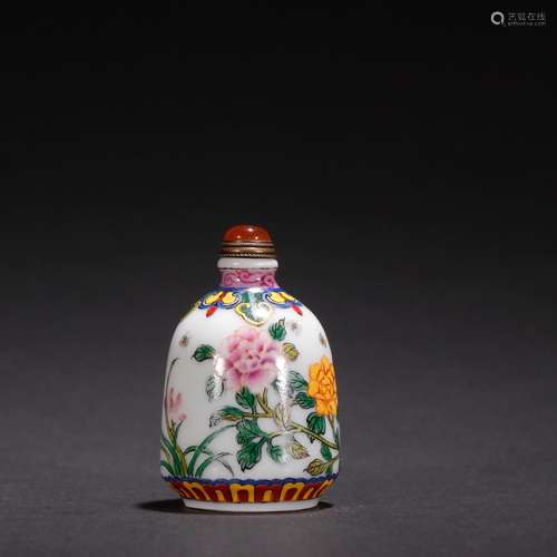 Paragraph, porcelain body flower tattoos snuff bottle.Specif...