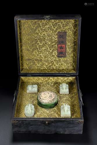 , hetian jade seal (a)The jade is exquisite, patina massines...