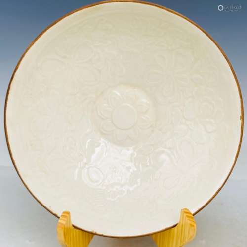 Kiln porcelain package as singing bowls, 6.5 cm high, diamet...