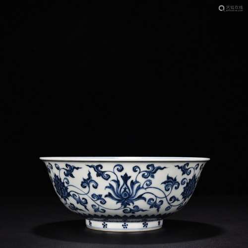 Blue and white branch flowers green-splashed bowls9 cm high ...