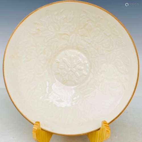 Kiln porcelain package as singing bowls, 6 cm high, diameter...