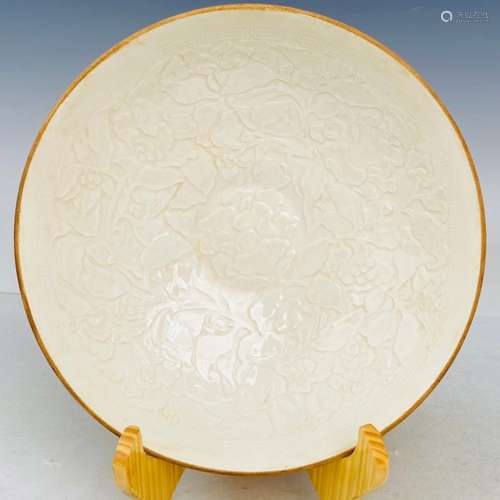 Kiln porcelain package as singing bowls, 6.5 cm high, diamet...