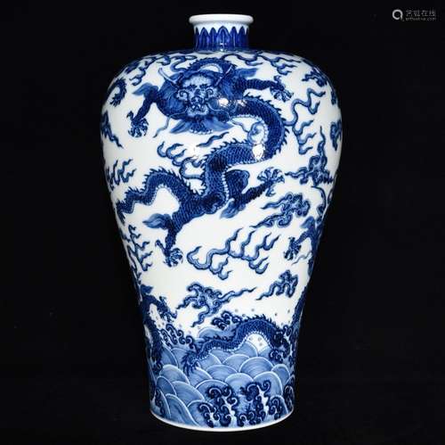 Blue and white dragon plum bottle, 40 x 24