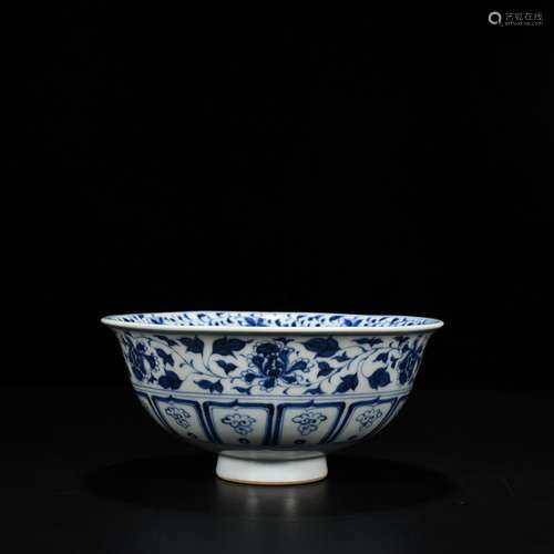 Blue and white lotus flower grain carving dragon bowl10 * 20...