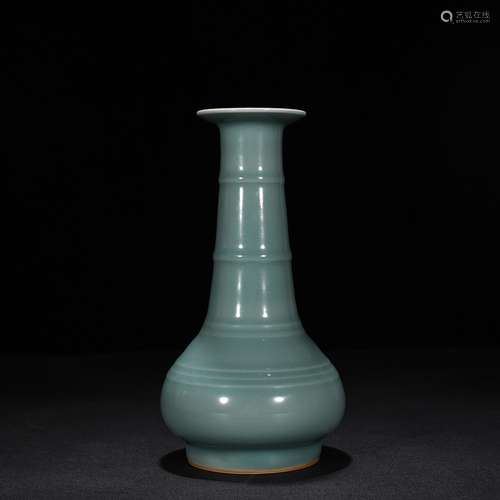 Longquan celadon powder blue glaze dazzle grain dish 900 bot...