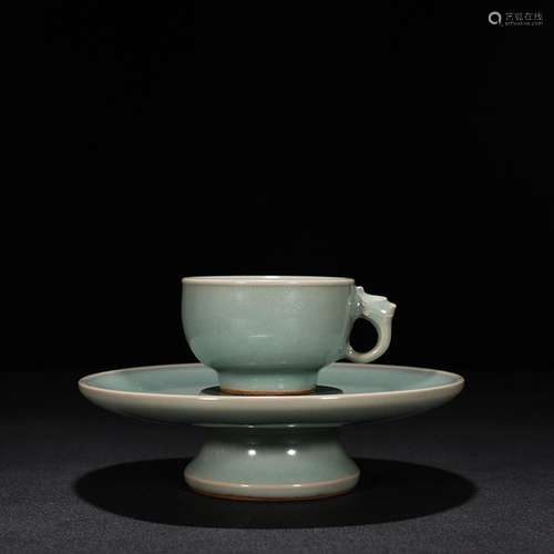 Longquan celadon powder blue glaze light 12 * 17 cm 900