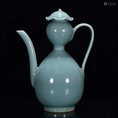 Longquan celadon pot of 27 * 20