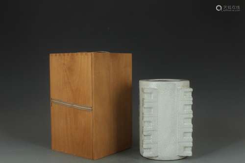 South kiln in white glaze cong type bottle size: height 20.5...