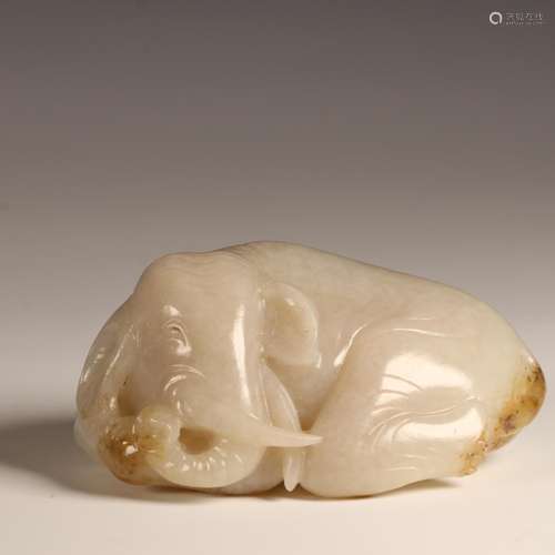 Luck, hetian jade piecesSize: 8.2 cm long, 5.4 cm wide, 4 cm...