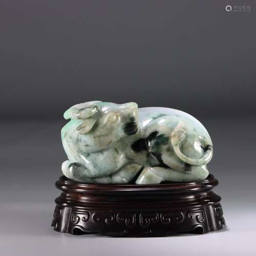 Jade: cattle lies furnishing articlesSize: 10.6 cm long, 6 c...