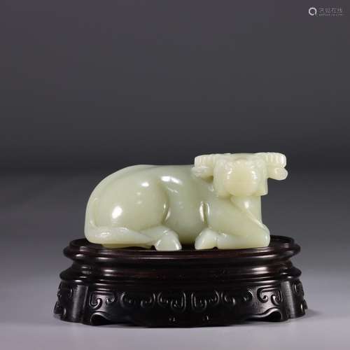 : hetian jade cattle lies furnishing articlesSize: 9.5 cm lo...