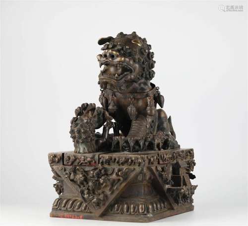 Chinese large bronze lion seal, Ming Dynasty