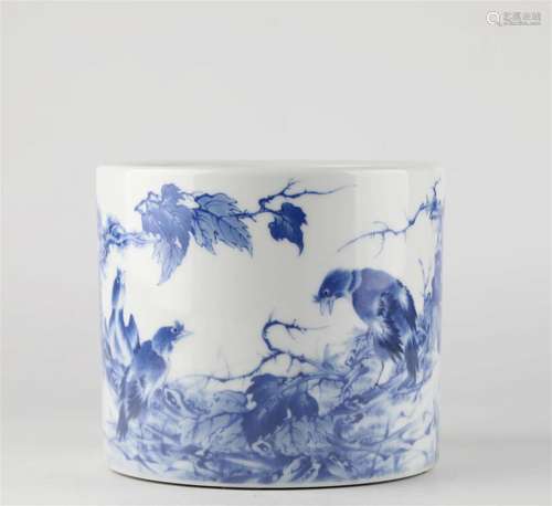 Wang Bu, blue and white glazed porcelain pen holder