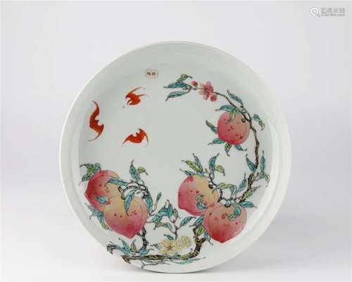 Chinese Fencai glaze peach pattern porcelain plate, 17th cen...