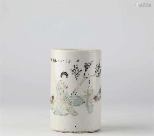 Chinese porcelain pen holder