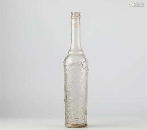 Chinese glass bottle, 18th century