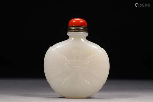 hetian jade snuff bottlesSize: 5.3 * 6.4 * 1.7 cm weighs 78 ...