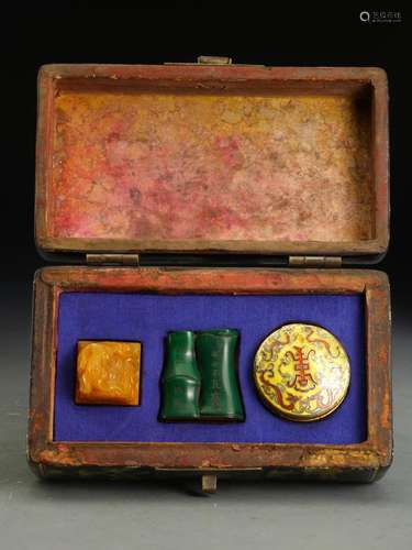 The republic of , shou tian, malachite stamp inkpad box, wir...