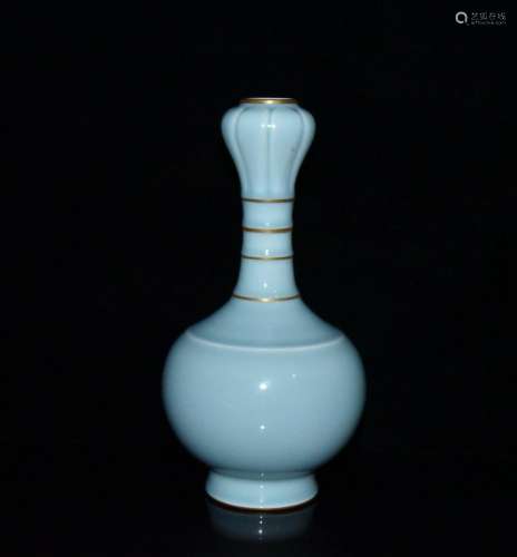 Sky blue glaze colour garlic 26.5 x13cm 900 bottles