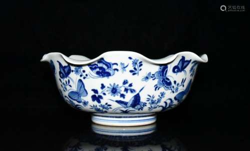 Blue and white bowl x24.1 9.8 cm 1800 butterfly flower lace