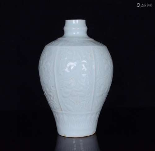 Shadow mei bottle green tie up branch lotus carving grain;21...