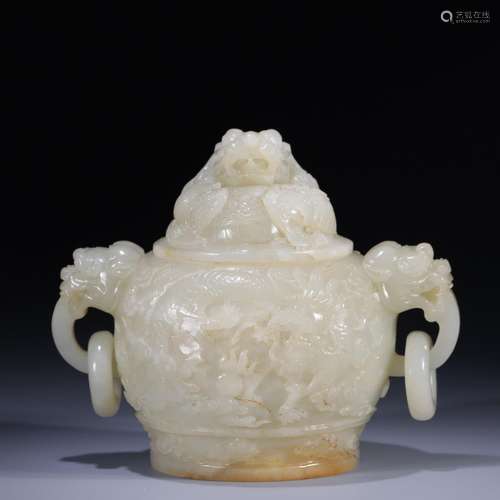 Hetian jade dragon furnace11.4 cm high. Earwax distance 13.8...