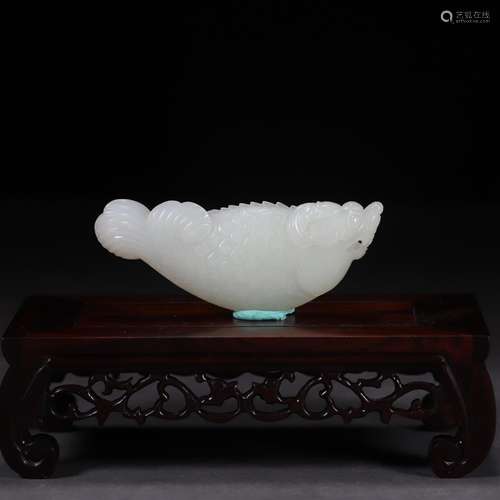 Hetian jade dragon fish, handle a 3.2 cm long and 8.2 cm wid...