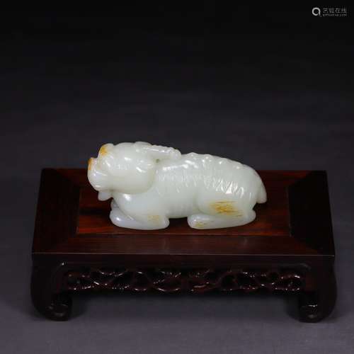 Hetian jade, benevolent 3.8 cm long and 8.2 cm high 3.2 cm t...