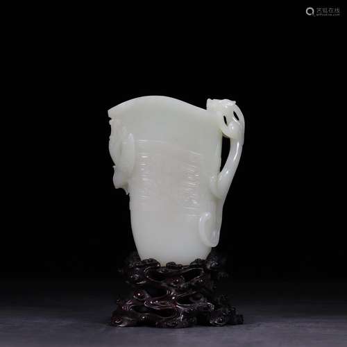 , hetian jade gluttonous grain longfeng cup with a total siz...