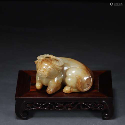 , hetian jade cattle paperweight 8 cm long 4.8 cm wide and 5...