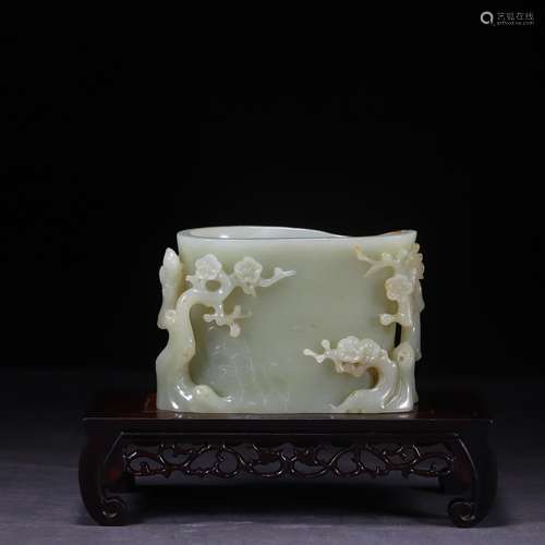 Hetian jade, writing brush washer 11.5 cm thick 7 cm high 7....