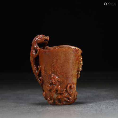 11 cm wide, hetian jade longnu cup high 8 cm thick 4.6 cm we...