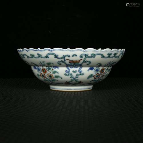 Chenghua bucket color folding pattern or bowl6.6 cm diameter...