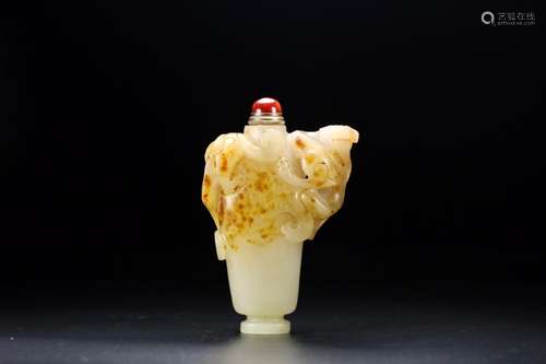 Hetian jade therefore yu-feng long snuff bottle is exquisite...