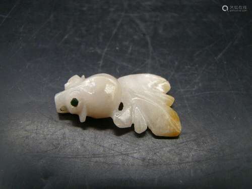 Chinese  1970's nice carved nature color jadeite small p...