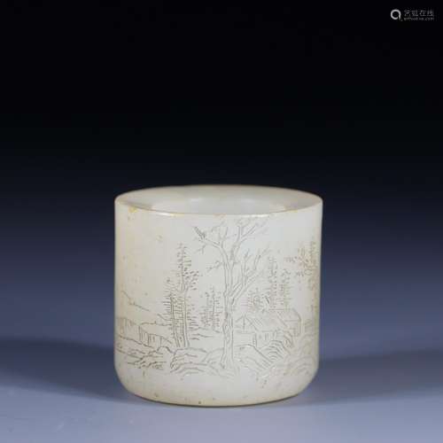 Hetian jade BanZhiHigh 3.3 cm, 3.5 cm wide. The inner diamet...