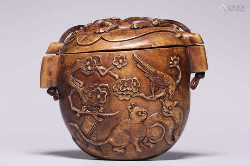 Benevolent sweet bursa, boxwood and flowers and birds9 cm ta...