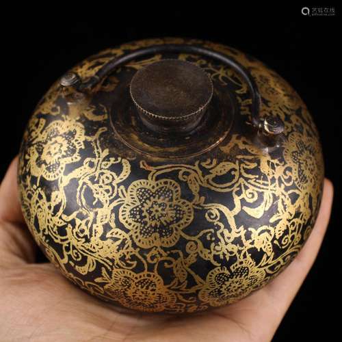 The old copper flower potSpecification: 12 cm in diameter, 8...