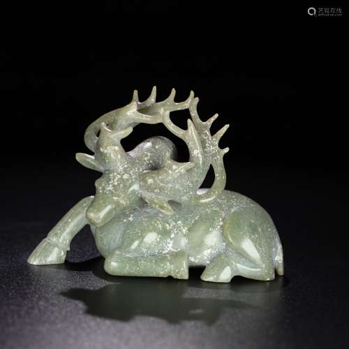 Hetian jade deer furnishing articles, exquisite jade oil moi...