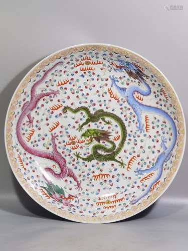 Pastel dragon pattern plate of a diameter of 37.6 7.2