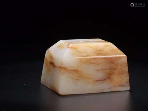 : hetian jade sealSize: 7.0 cm wide and 5.6 cm high 4.4 cm w...