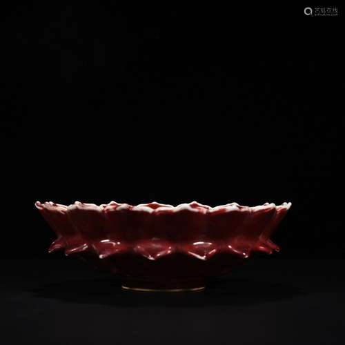 Ruby red glaze lotus bowlCollection of specifications;9 cm *...