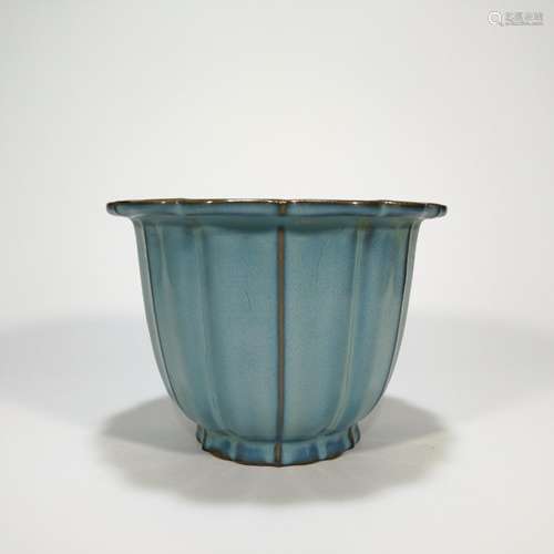 Sky blue glaze masterpieces ling mouth flowerpot15.5 * 21 cm...