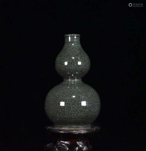 Xikou kiln piece of gourd bottle 14.3 x9.5 1500 cm
