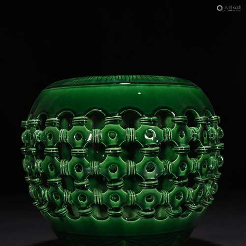 Malachite green glazed hollow circular wash 19 * 21 cm