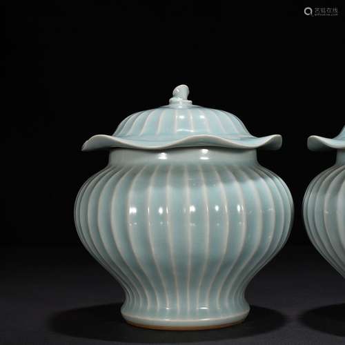 Longquan celadon powder blue glaze stare blankly lotus leaf ...