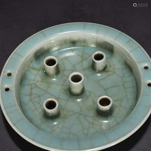 Longquan celadon powder blue glaze five torch 4 * 20 cm