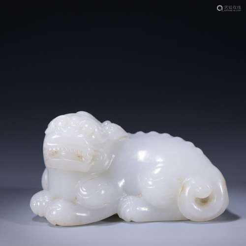 Hetian jade benevolent to pieces8.2 cm long, 4.5 cm wide, 4....