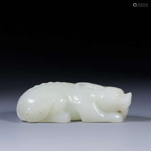 Hetian jade unicorn to pieces8 cm long, 3.7 cm wide, 2.5 cm ...