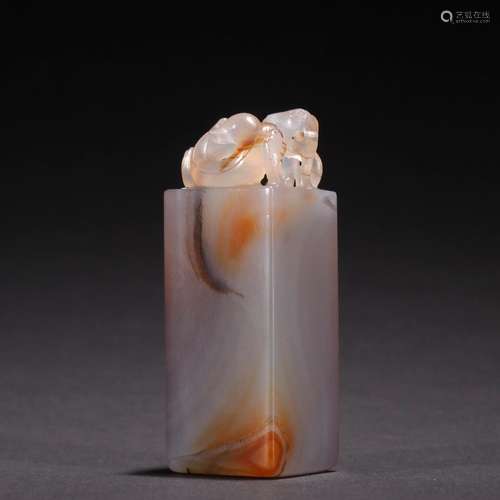 , agate carving longnu button seal.Specification: high 7.6 2...